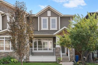 Main Photo: 447 26 Avenue NW in Calgary: Mount Pleasant Semi Detached for sale : MLS®# A1253495