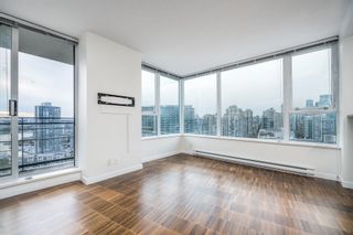 Photo 5: 3006 33 SMITHE Street in Vancouver: Yaletown Condo for sale in "COOPERS LOOKOUT" (Vancouver West)  : MLS®# R2634536