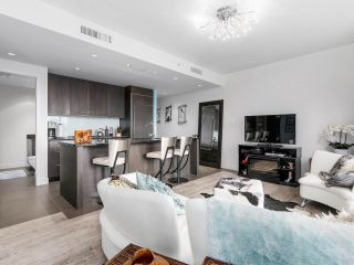 Photo 4: 401 1455 HOWE STREET in Vancouver: Yaletown Condo for sale (Vancouver West)  : MLS®# R2145939
