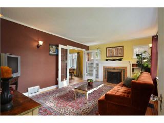 Photo 2: 319 8 Street in New Westminster: Uptown NW House for sale in "NE" : MLS®# V929585