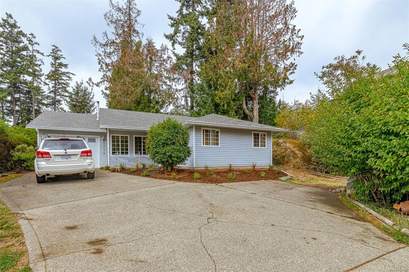 FEATURED LISTING: 2170 Maple Ave North Sooke