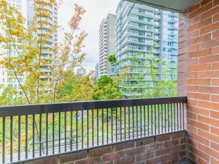 Photo 5: 706 1330 BURRARD Street in Vancouver: Downtown VW Condo for sale in "Anchor Point 1" (Vancouver West)  : MLS®# R2714735