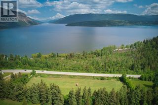 Photo 9: 6191 Trans Canada Highway Highway in Salmon Arm: House for sale : MLS®# 10276247