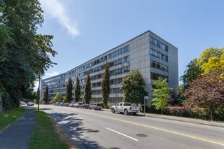 Photo 2: 618 1445 MARPOLE Avenue in Vancouver: Fairview VW Condo for sale (Vancouver West)  : MLS®# R2499397