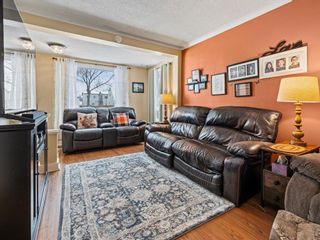 Photo 2: 260 Dunrobin Avenue in Winnipeg: East Kildonan Residential for sale (3D)  : MLS®# 202401077