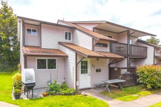 Photo 1: 57 1506 Admirals Rd in View Royal: VR Glentana Row/Townhouse for sale : MLS®# 900240