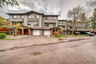 Main Photo: 36 10030 Oakmoor Way SW in Calgary: Oakridge Row/Townhouse for sale : MLS®# A2136840