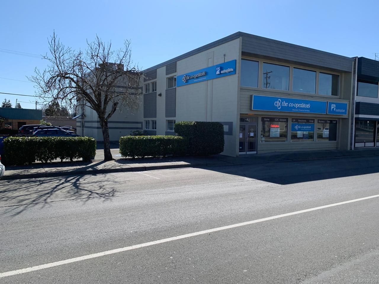 Main Photo: 426 8th St in Courtenay: CV Courtenay City Office for lease (Comox Valley)  : MLS®# 836353