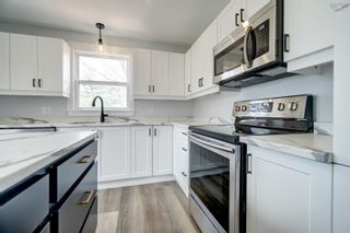 Photo 6: 306 Rocky Lake Drive in Bedford: 20-Bedford Residential for sale (Halifax-Dartmouth)  : MLS®# 202308492