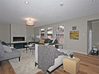 Photo 4: 240 PUMP HILL Gardens SW in Calgary: Pump Hill House for sale : MLS®# C4052437