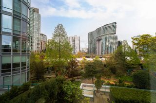 Photo 29: 3F 1067 MARINASIDE Crescent in Vancouver: Yaletown Townhouse for sale in "Quaywest" (Vancouver West)  : MLS®# R2682507