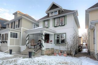 Photo 2: 994 Jessie Avenue in Winnipeg: Single Family Detached for sale (1Bw)  : MLS®# 1932364