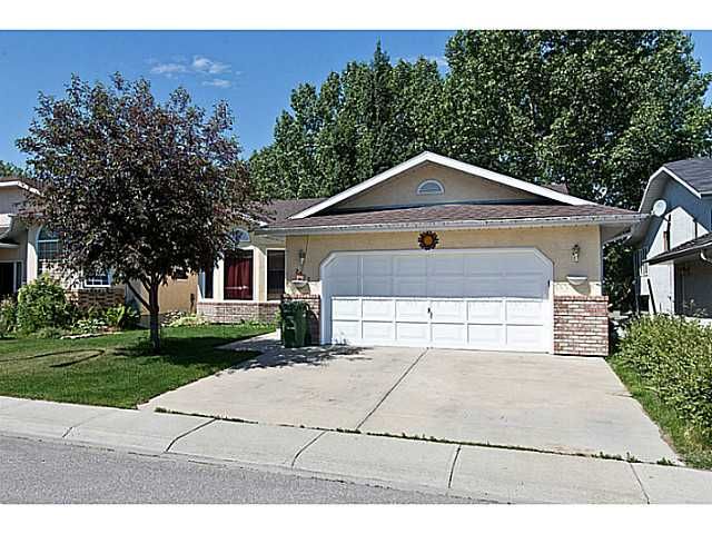 Main Photo: 2307 MORRIS Crescent SE: Airdrie Residential Detached Single Family for sale : MLS®# C3625824