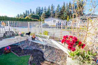 Photo 1: 9 44565 MONTE VISTA Drive in Chilliwack: Sardis West Vedder Rd Manufactured Home for sale in "Mountainview Park" (Sardis)  : MLS®# R2571251