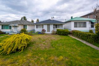 Photo 1: 3161 E 14 Avenue in Vancouver: Renfrew Heights House for sale (Vancouver East)  : MLS®# R2768326