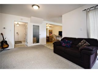 Photo 6: 6407 LAURENTIAN Way SW in CALGARY: North Glenmore Residential Detached Single Family for sale (Calgary)  : MLS®# C3580274