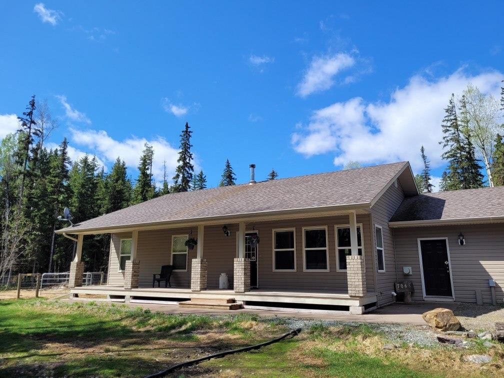 Main Photo: 7065 WANSA Road in Prince George: Pineview House for sale (PG Rural South)  : MLS®# R2766901