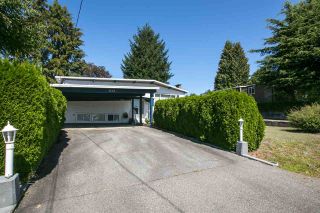 Photo 3: 1739 DANSEY Avenue in Coquitlam: Central Coquitlam House for sale : MLS®# R2100679