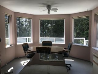 Photo 4: 9141 HYDAWAY Road in Halfmoon Bay: Halfmn Bay Secret Cv Redroofs House for sale (Sunshine Coast)  : MLS®# R2423990