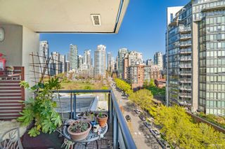 Photo 19: 1005 1383 MARINASIDE Crescent in Vancouver: Yaletown Condo for sale in "THE COLUMBUS" (Vancouver West)  : MLS®# R2633668