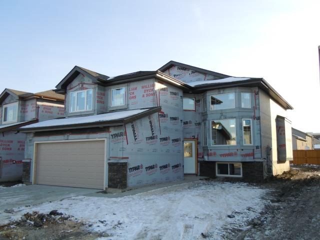 Main Photo: 483 Kildonan Meadow Drive in WINNIPEG: Transcona Residential for sale (North East Winnipeg)  : MLS®# 1123582