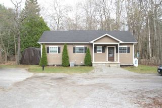Photo 2: 7222 Highway 35 Road in Kawartha Lakes: Rural Laxton House (Bungalow-Raised) for sale : MLS®# X5200044