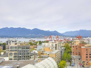 Photo 8: 1703 63 KEEFER Place in Vancouver: Downtown VW Condo for sale (Vancouver West)  : MLS®# R2208483