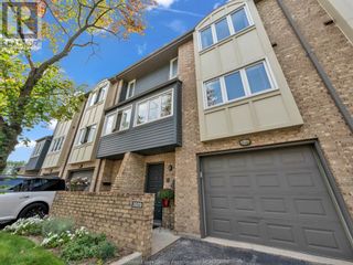 Photo 2: 3929 RIVERSIDE DRIVE East Unit# 3 in Windsor: House for sale : MLS®# 24009796