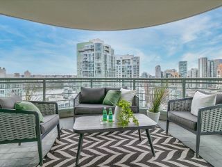 Photo 25: 2803 1009 EXPO Boulevard in Vancouver: Yaletown Condo for sale in "Landmark 33" (Vancouver West)  : MLS®# R2754085