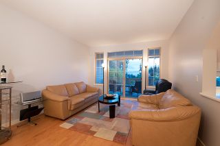 Photo 7: 141 FERNWAY Drive in Port Moody: Heritage Woods PM 1/2 Duplex for sale : MLS®# R2699159