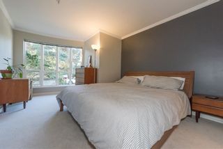 Photo 10: 201 1617 GRANT Street in Vancouver: Grandview VE Condo for sale in "Evergreen Place" (Vancouver East)  : MLS®# R2204160