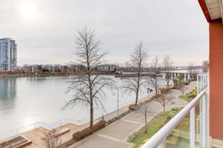 Photo 34: 404A 1220 QUAYSIDE Drive in New Westminster: Quay Condo for sale in "TIFFANY SHORES" : MLS®# R2749808