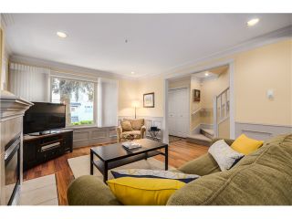 Photo 3: 953 W 15TH Avenue in Vancouver: Fairview VW 1/2 Duplex for sale (Vancouver West)  : MLS®# V1065263