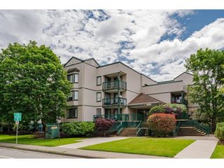 Photo 2: 108 20454 53 Avenue in Langley: Langley City Condo for sale in "RIVERS EDGE" : MLS®# R2727217