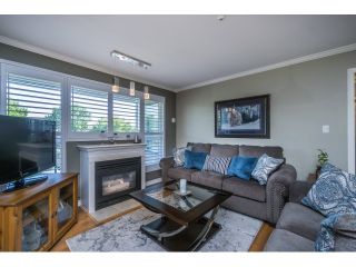 Photo 3: 304 6390 196 Street in Langley: Willoughby Heights Condo for sale in "Willow Gate" : MLS®# R2070503
