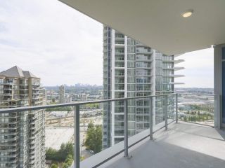 Photo 10: 2301 1788 GILMORE Avenue in Burnaby: Brentwood Park Condo for sale in "Escala" (Burnaby North)  : MLS®# R2398693