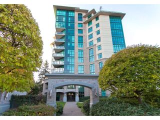 Photo 1: 102 14824 NORTH BLUFF Road: White Rock Condo for sale in "The Belaire" (South Surrey White Rock)  : MLS®# R2247424