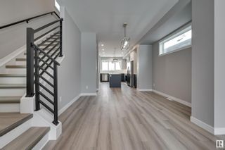 Photo 10: 11444 70 Street NW in Edmonton: Zone 09 House for sale : MLS®# E4373158