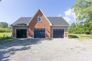 Photo 2: 1041 Concession 8 Road W in Flamborough: House for sale : MLS®# H4172839