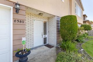 Photo 4: 8380 ROSEHILL Drive in Richmond: South Arm House for sale : MLS®# R2710104