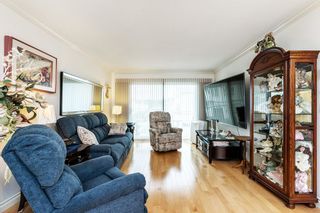 Photo 5: 303 17695 58 Avenue in Surrey: Cloverdale BC Condo for sale in "Carriage House" (Cloverdale)  : MLS®# R2710760