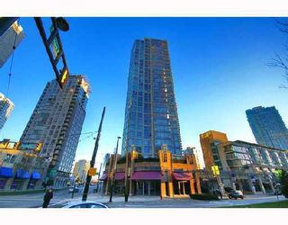 Photo 2: 1202 1008 CAMBIE Street in Vancouver: Downtown VW Condo for sale in "THE WATERWORKS" (Vancouver West)  : MLS®# V737264