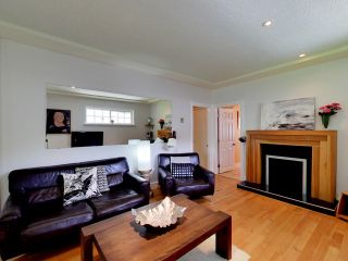 Photo 4: 2271 WATERLOO Street in Vancouver: Kitsilano House for sale in "KITSILANO!" (Vancouver West)  : MLS®# R2086702