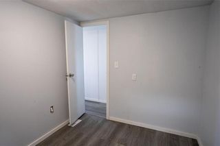 Photo 12: 2 Springwood Drive in Winnipeg: South Glen Residential for sale (2F)  : MLS®# 202321609