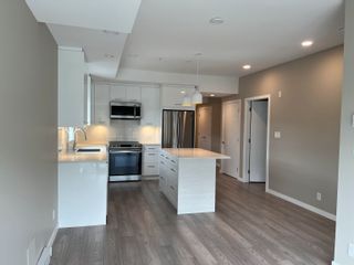 Photo 2: 515 38033 SECOND Avenue in Squamish: Downtown SQ Condo for sale in "AMAJI" : MLS®# R2686350