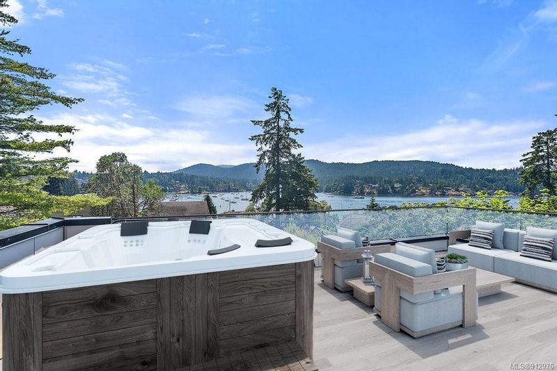 FEATURED LISTING: 772 Harding Lane Central Saanich