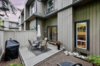 Photo 3: 50 27 Silver Springs Drive NW in Calgary: Silver Springs Row/Townhouse for sale : MLS®# A1229918