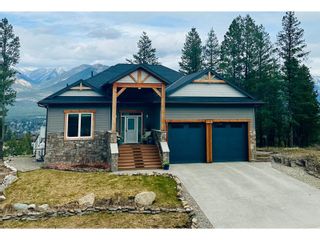 Photo 1: 1711 PINE RIDGE MOUNTAIN PLACE in Invermere: House for sale : MLS®# 2476006