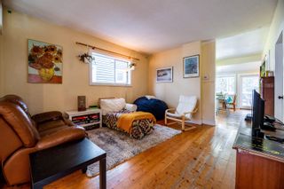 Photo 4: 1622 E 11TH Avenue in Vancouver: Grandview Woodland House for sale (Vancouver East)  : MLS®# R2647312