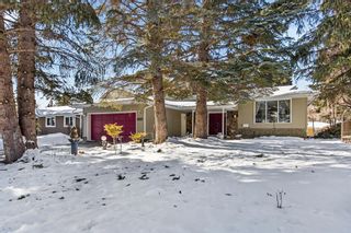 Photo 1: 5835 Dalridge Hill NW in Calgary: Dalhousie Detached for sale : MLS®# A2032595